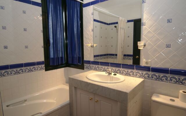 Quaint Villa in Navata With Fenced Garden