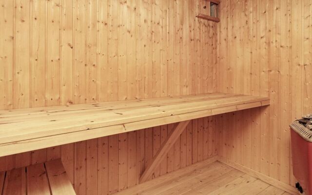 9 Person Holiday Home in Ringkobing