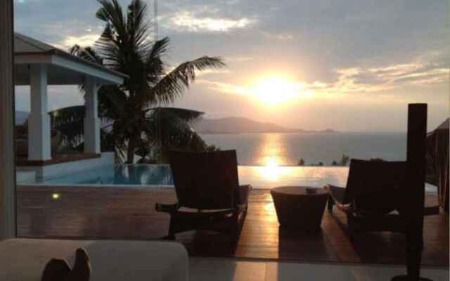3 Bedroom Sea View Villa Sea Shore