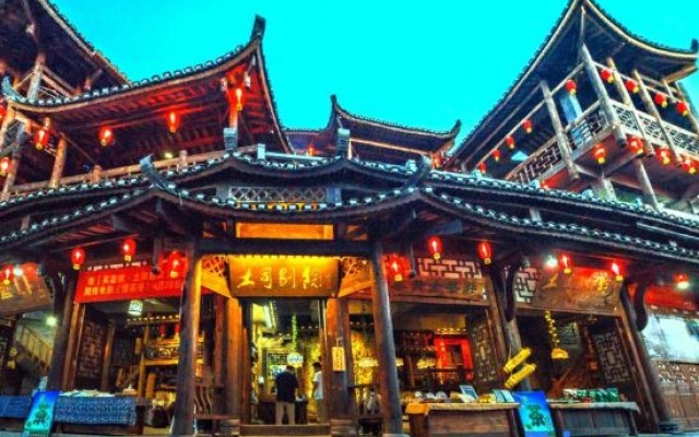 Tusi Bieyuan Guesthouse (Lotus Town Waterfall Store) – Exterior – Xiangxi