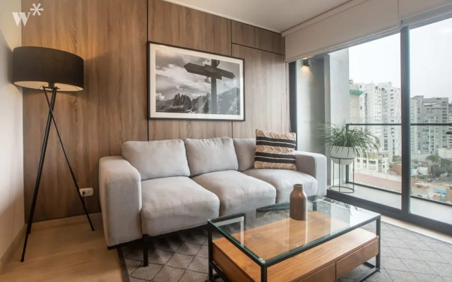 w Stylish Loft With Balcony in Barranco