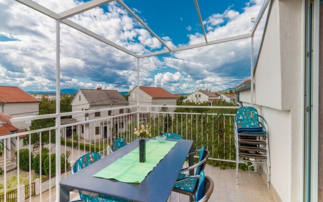 Secluded Holiday Home in Azillanet With Private Pool