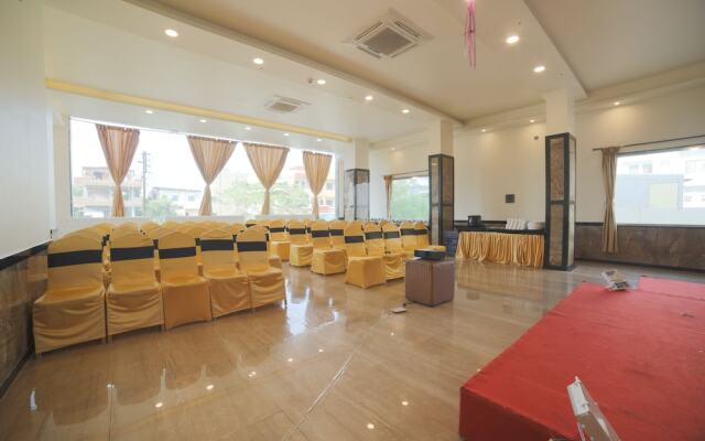 Capital O 48942 Hotel Ashoka Imperial