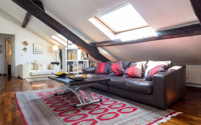 Penthouse Via Caradosso