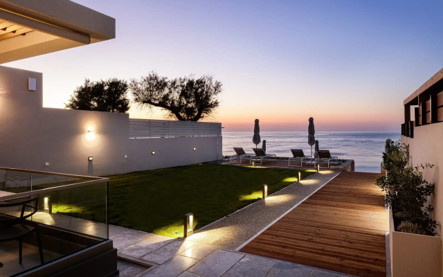 North Coast Seaside Suites