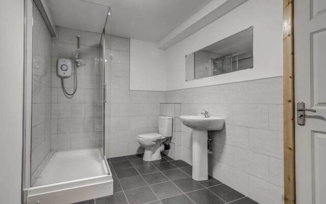 2 Bed, Luxury Apt4 Throstles