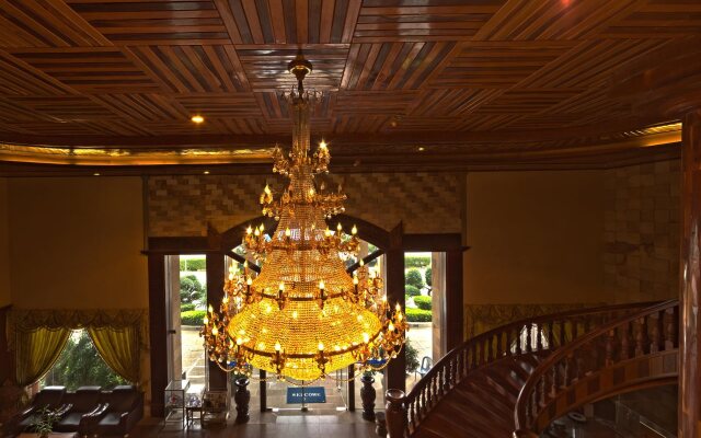 Blue River Hotel