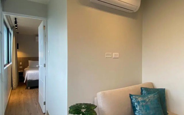w Deluxe 1BR Near Kennedy Park in Miraflores