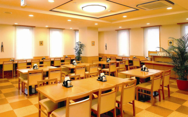 Hotel Route-Inn Niigatakencho Minami