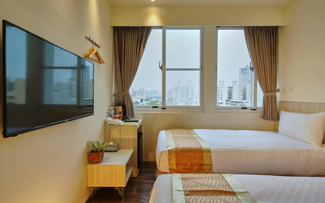 M Hotel
