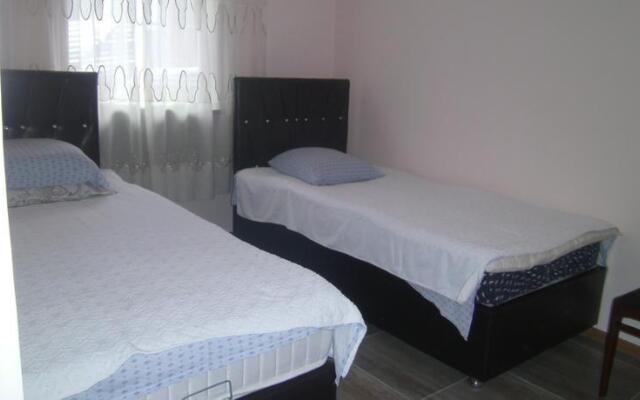 Guest House on Parnavaz Mepe 7