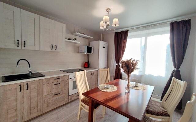 Ростов Посуточно на улице Висаитова 8