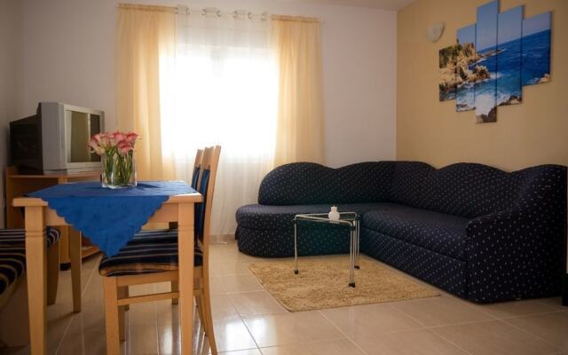 Apartments Pavlinovic