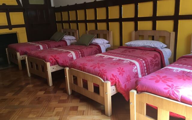Hostal Héroes