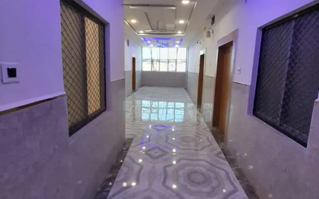 Goroomgo Nirmala Palace Ayodhya