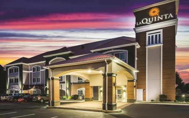 La Quinta Inn And Suites Chambersburg