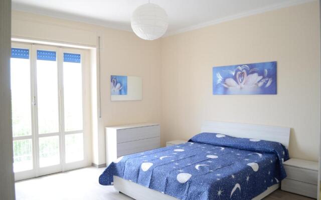 Fondachello Beach House 2