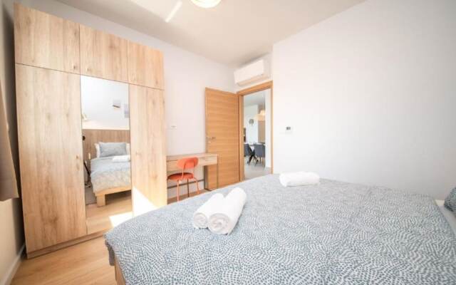 Vrsi Beautiful Apartments With Pool - A3