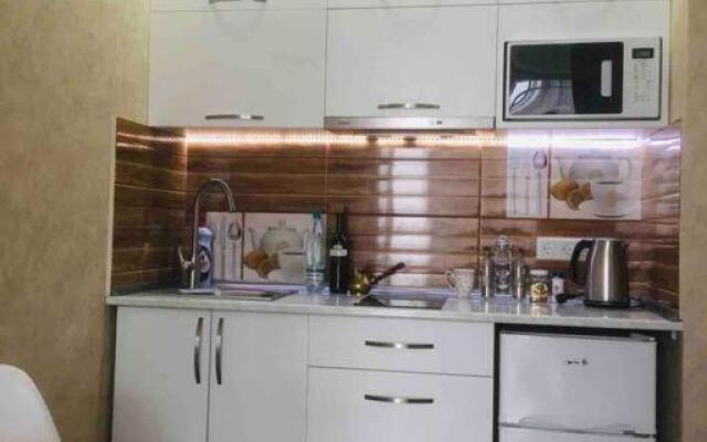 Прекрасная квартира 18 этаж с бесплатной парковкой