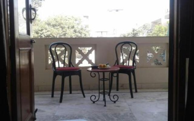 Pamposh Guest House Gurgaon