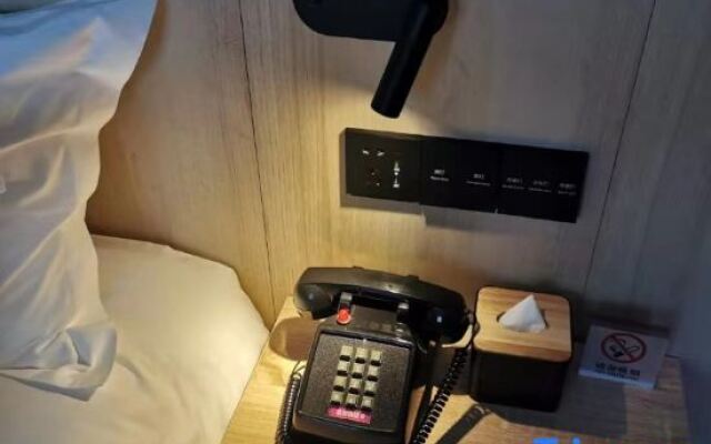 X Hotel