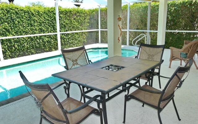 Pet-friendly Home With Pool and Steps to Beach/food