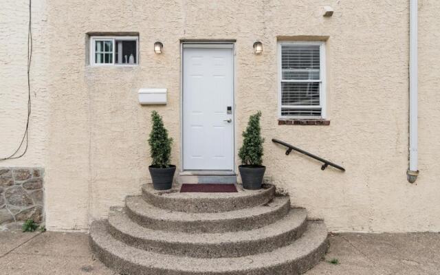 Cozy 2BR on Terrace - Walk to Manayunk