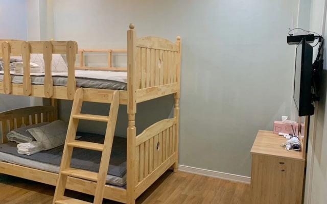 Yeosu Nangman Guest House