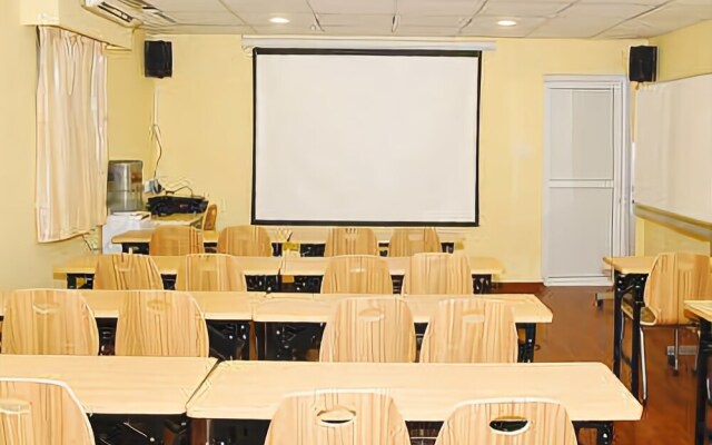 Hanting Express Hotel Qingdao Taidong Branch
