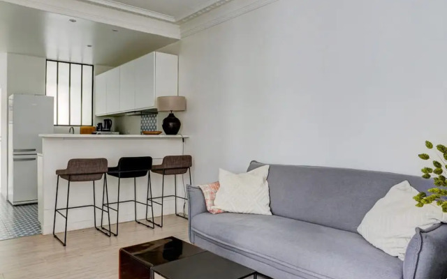 Secret Maillot Charming 1 Bed Apt in Paris