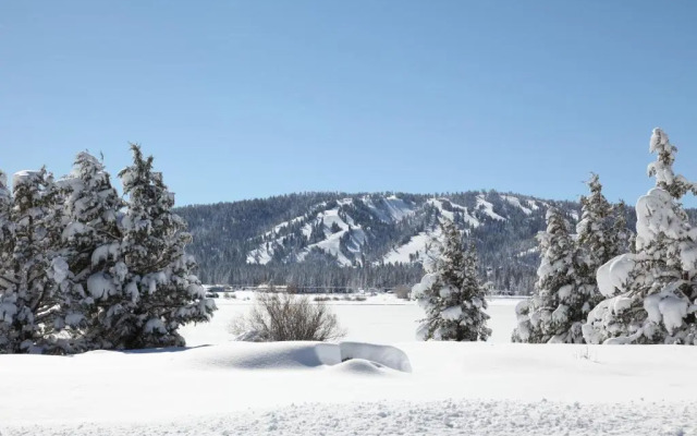 Rodeway Inn & Suites Fireside Lodge