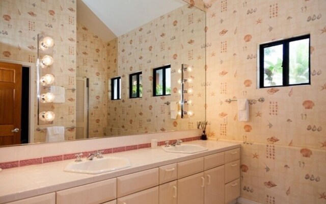 Mango Sunsets 3 Bedroom Apts