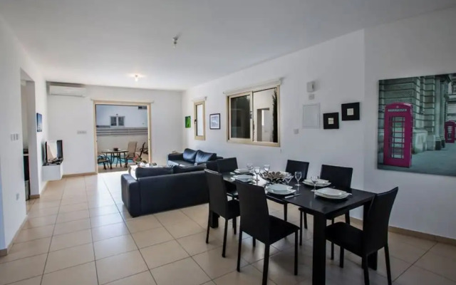 Luxury 3 Bedroom Villa With Private Pool, Paralimni Villa 1290