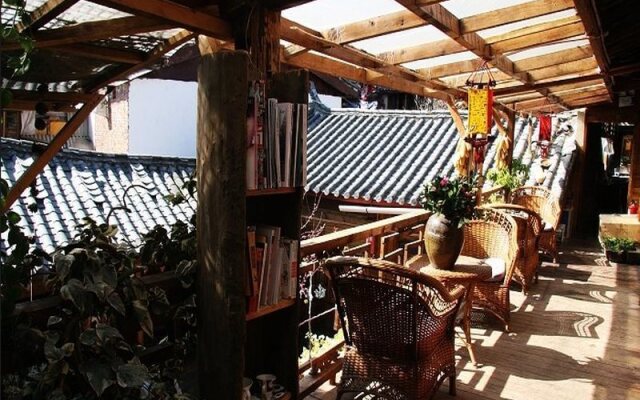 Lijiang Monajia Inn
