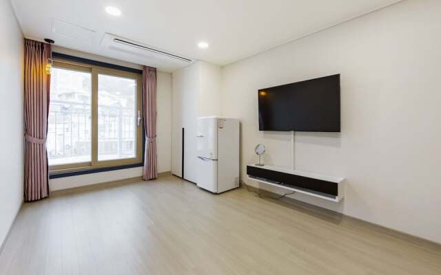 Yeosuya Hostel & Pension