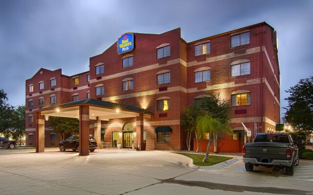 Best Western Plus The Woodlands