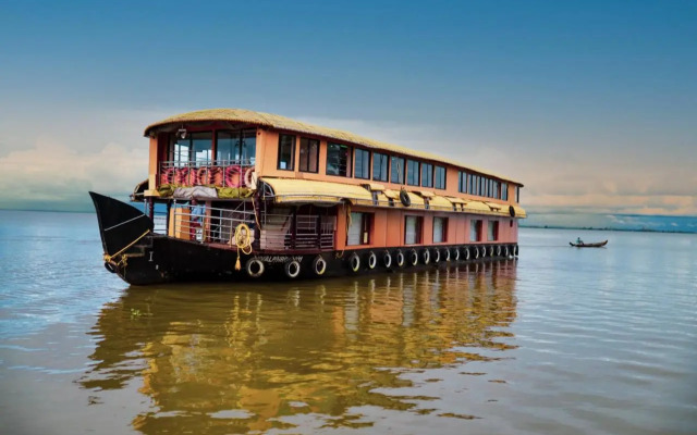JCT Houseboats