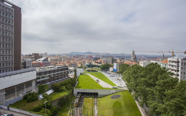 Liiiving In Porto | Downtown View Apartment