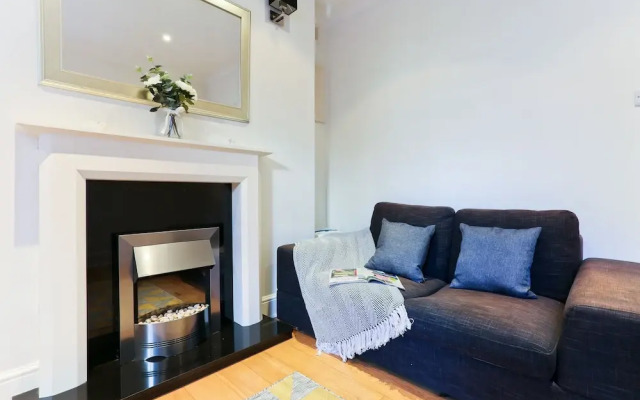 Premium 1 bedroom Apartment Kensington