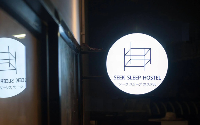 Seek Sleep Hostel