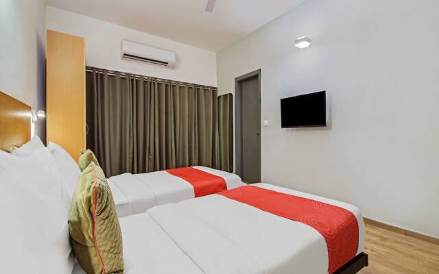 OYO Townhouse 030 Ashram Road Ahmedabad