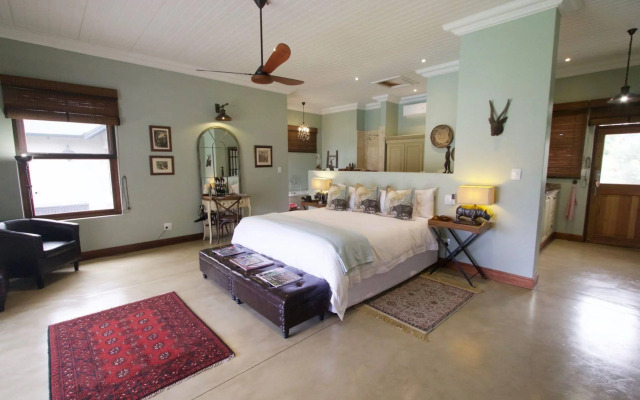 Kambaku River Lodge