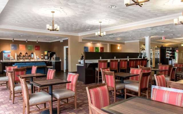 Comfort Suites Scranton near Montage Mountain