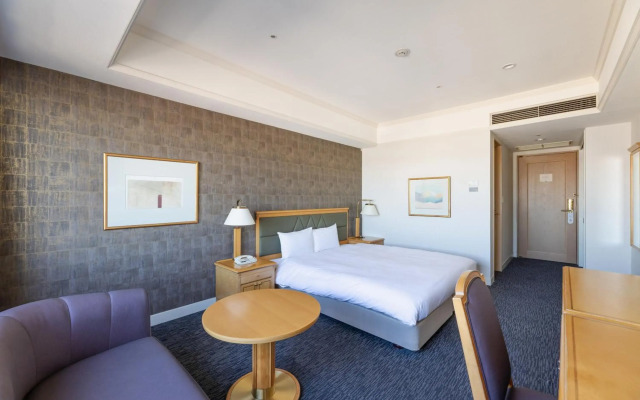 The Qube Hotel Chiba