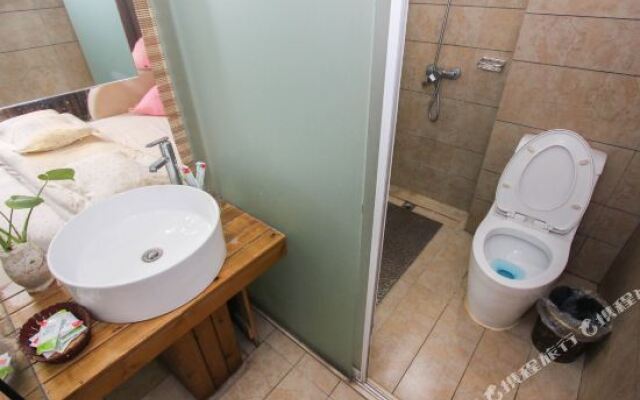 Huahao Yueyuan Motel