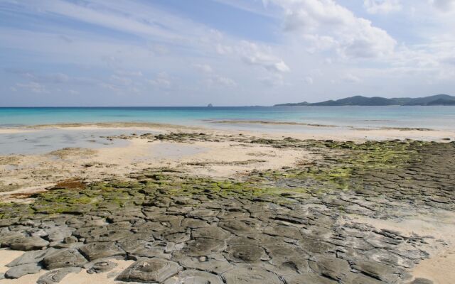 La Teada Kume-island