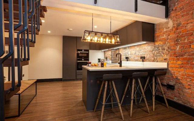 Portland Street Apartments