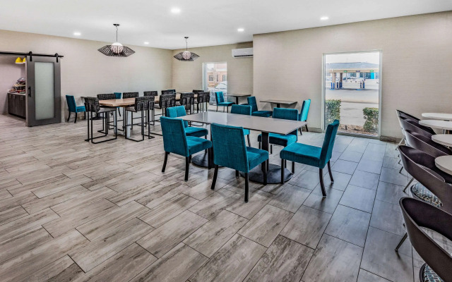 Hawthorn Extended Stay by Wyndham Ardmore