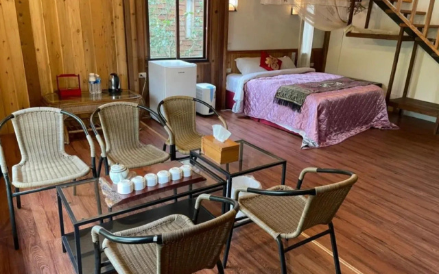 Love face B&B