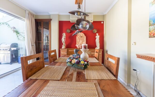 Sunny Luxurious 2Br 2Ba Apt In Athens